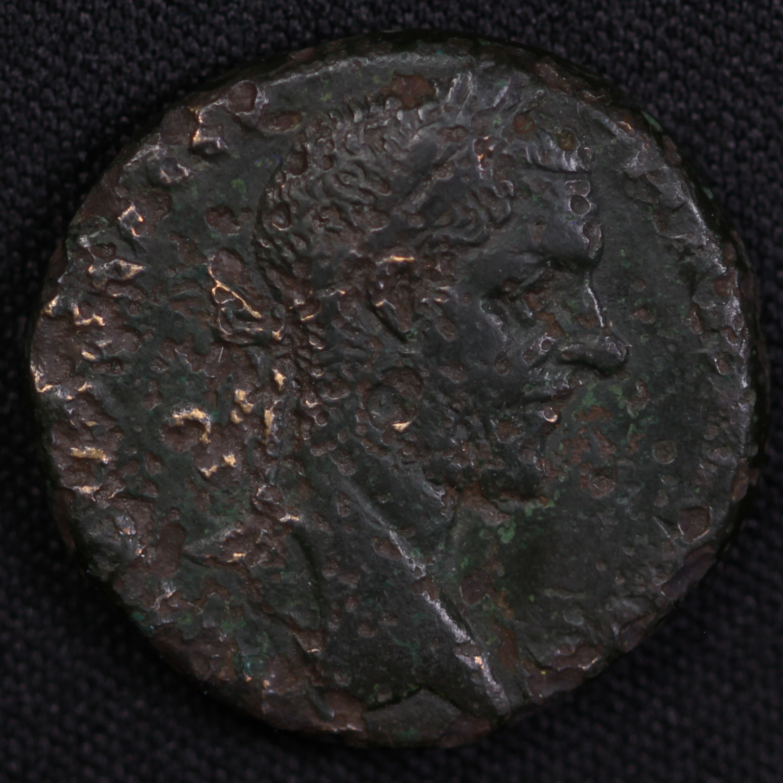 Ancient Roman Provincial Coin Macrinus Nicopolis AD 217-218 Æ Asklepios - Rare - Image 2