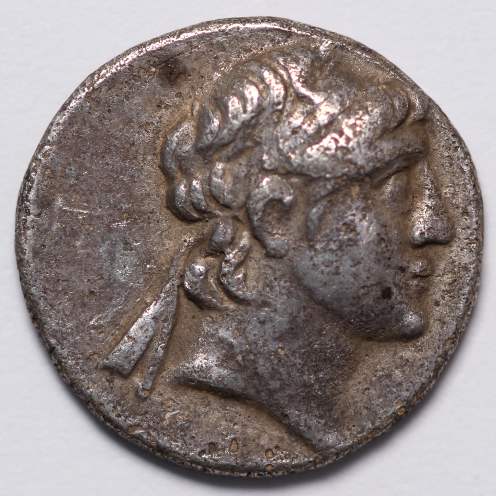 Ancient Greek Silver Coin Kings of Cappadocia Ariarathes VI 116/5 BC AR Drachm - Image 2