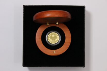 Australia 2015-P Perth Mint Half Sovereign Gold Proof Coin w/ Original Packaging - Image 2