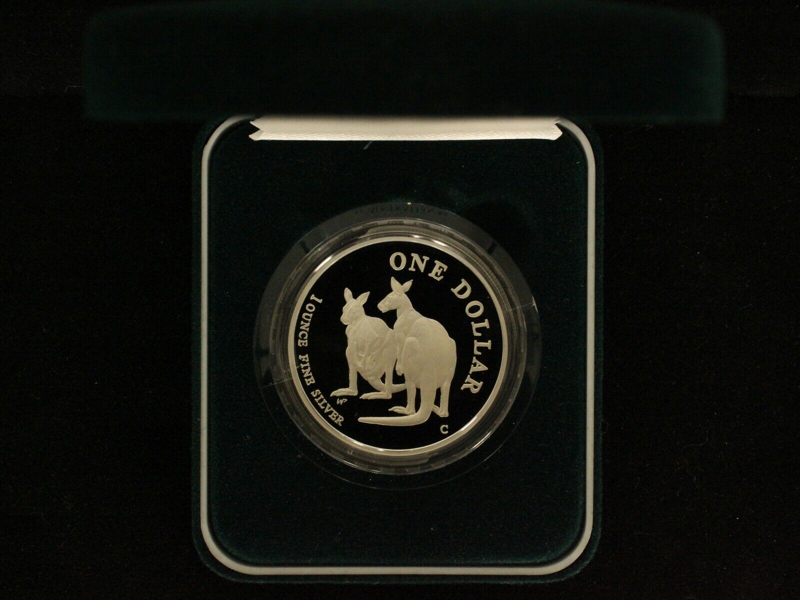 1999 Australia $1 Kangaroo Silver Dollar - 1oz Silver Proof Coin